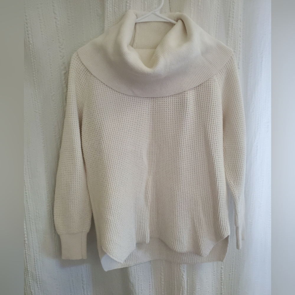 Womens Small Michael Kors Cream Cowl Neck Sweater